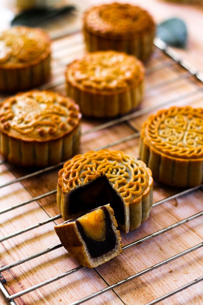 Our super-sized mooncake for this year's Mid-Autumn Festival is now  AVAILABLE!! Filled with pork floss, mochi, taro paste, and salted egg…