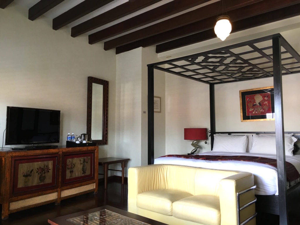 Room Bed | Hotel Penaga | Food For Thought